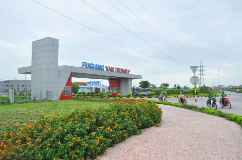 Trồng cây xanh công trình cho khu công nghiệp Bắc Giang